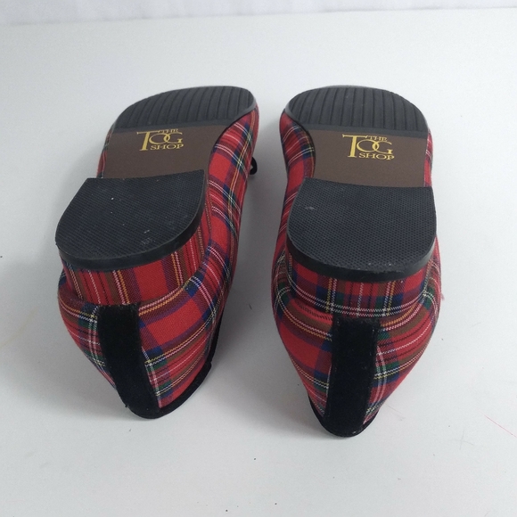 The TOG Shop Shoe black red and green plaid flat shoes  size 9 M - Picture 8 of 8